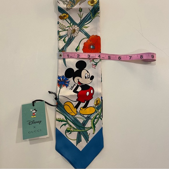 Gucci x Disney Mickey Mouse Floral Print Scarf Wrap - Picture 10 of 11